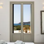 House Of Harmony - Beachfront Semesterbostad *