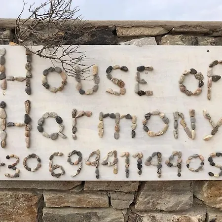 House Of Harmony - Beachfront Semesterbostad